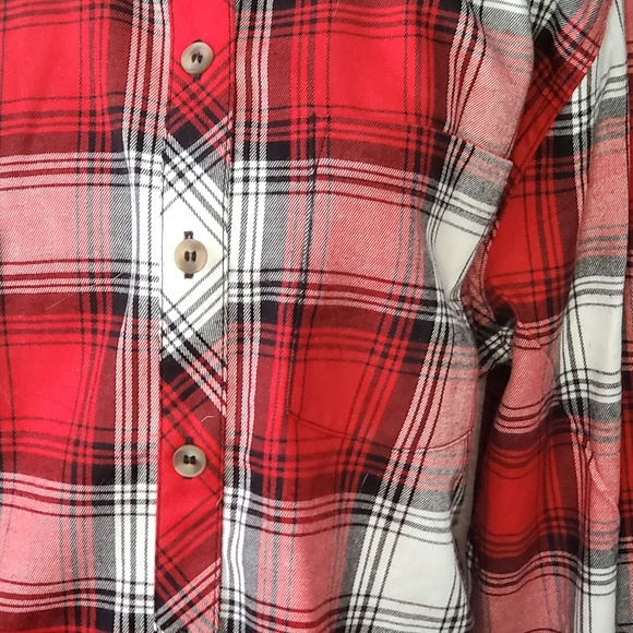 Christopher and Banks Womens  Top Button Down Red/White Shirt Size: Medium - Picture 2 of 6